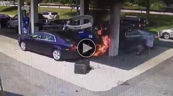 This Off Duty Cop Save A Man From A Gas Station Inferno.