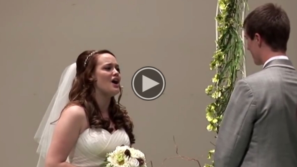 Bride Makes Stunning Entrance That’s So Amazing that It’s Gone Viral