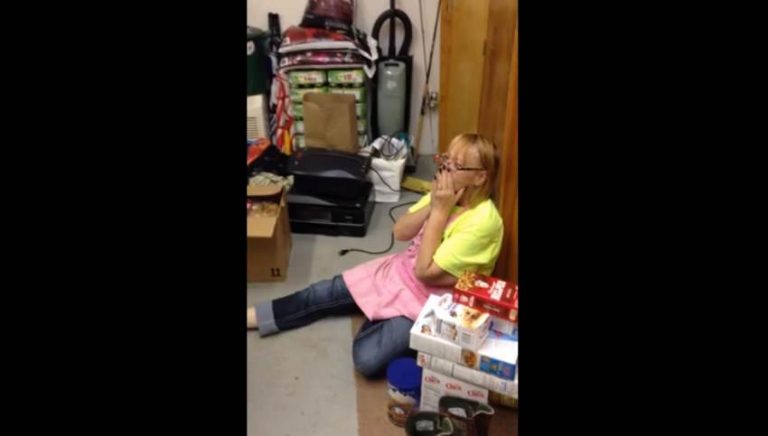 Husband Finds Wedding Ring She Lost 15 Years Before And Decides To Surprise Her With It