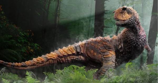 10 Super Dangerous Dinosaurs That Will Make You Glad That They Went Extinct