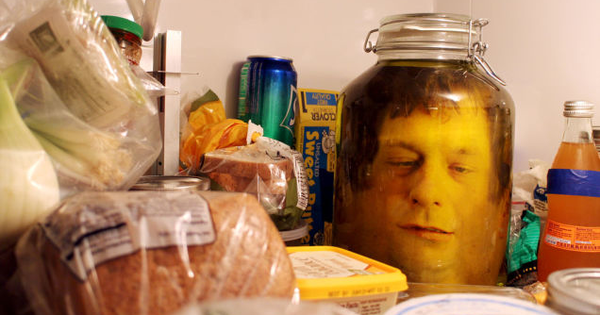 These 15 Cleverly Simple Ways To Creep Out Your Neighbors Are GENIUS.