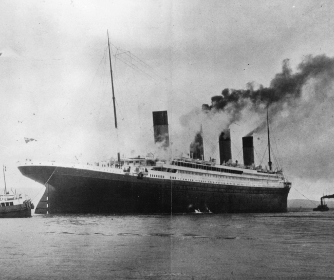 Following the Detailed Journey of the Titanic Sinking Hour by Hour 650x545 An Hour By Hour Timeline of The Titanic Sinking
